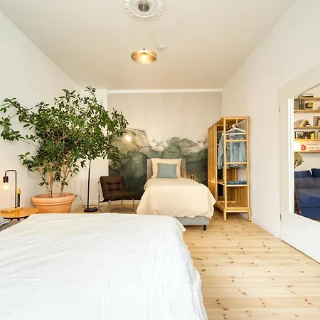 Mitten Im Kreuzberger Kiezleben - Geräumig&charmant - 3 Sz Auf 140qm * Berlin