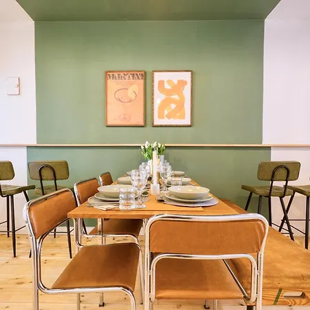 Mitten Im Kreuzberger Kiezleben - Geräumig&charmant - 3 Sz Auf 140qm *