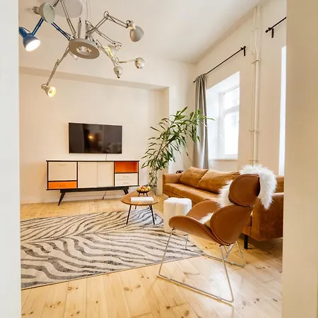 Apartment Mitten Im Kreuzberger Kiezleben - Geräumig&charmant - 3 Sz Auf 140qm Berlin