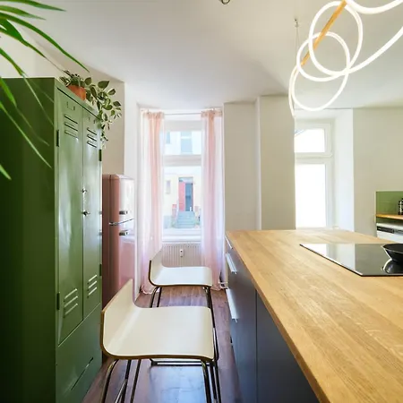 Mitten Im Kreuzberger Kiezleben - Geräumig&charmant - 3 Sz Auf 140qm * Berlin