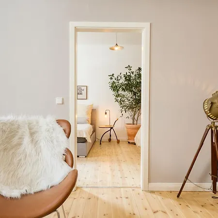 Apartment Mitten Im Kreuzberger Kiezleben - Geräumig&charmant - 3 Sz Auf 140qm Berlin