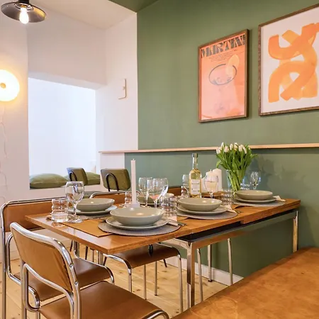 Apartment Mitten Im Kreuzberger Kiezleben - Geräumig&charmant - 3 Sz Auf 140qm