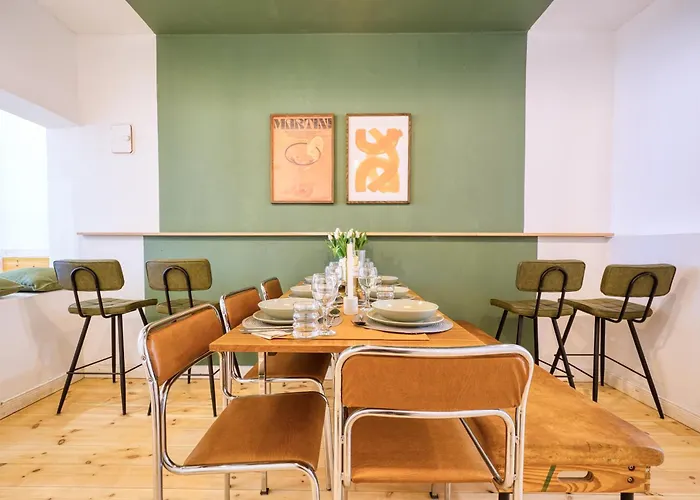 Mitten Im Kreuzberger Kiezleben - Geraeumig & - 3 Sz Auf 140qm *