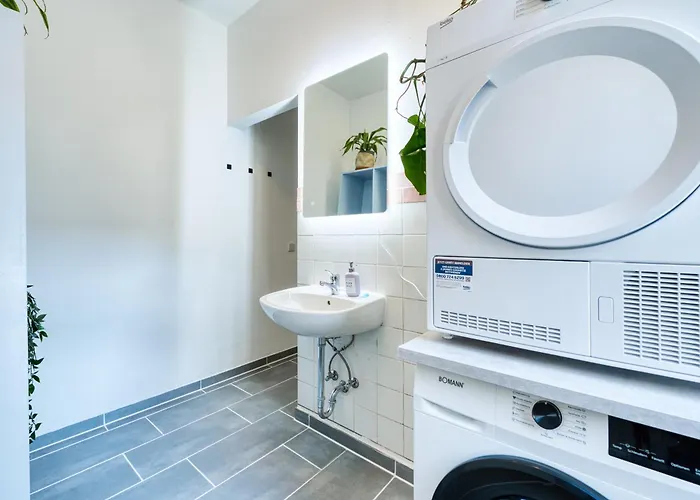 Apartamento Mitten Im Kreuzberger Kiezleben - Geraeumig & - 3 Sz Auf 140qm *