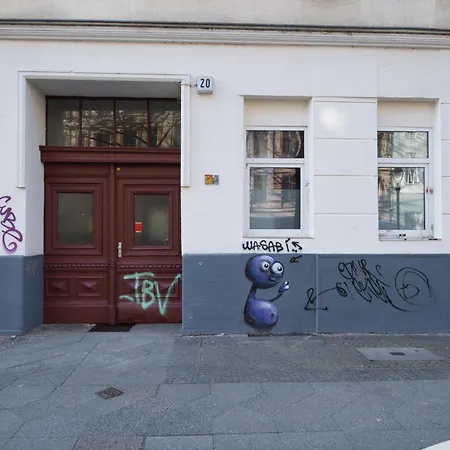 Mitten Im Kreuzberger Kiezleben - Geraeumig & - 3 Sz Auf 140qm