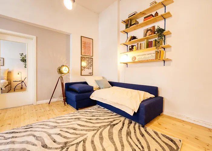 Mitten Im Kreuzberger Kiezleben - Geraeumig & - 3 Sz Auf 140qm Berlin